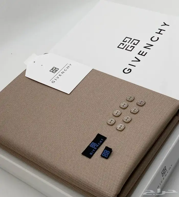 أقمشه رجاليه شتويه خليه ماركة جفنشي وماركات أخرى متنوعه 2