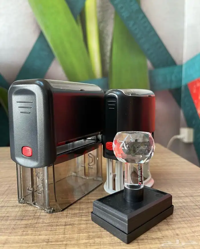 مطبعه-طباعه-اختام-ختم-استكر-بنر-لوحة اكرليك-بروشور-منيو 1