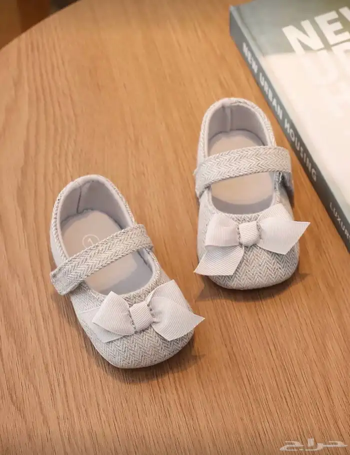 أحذية وشناط وقبعات 26