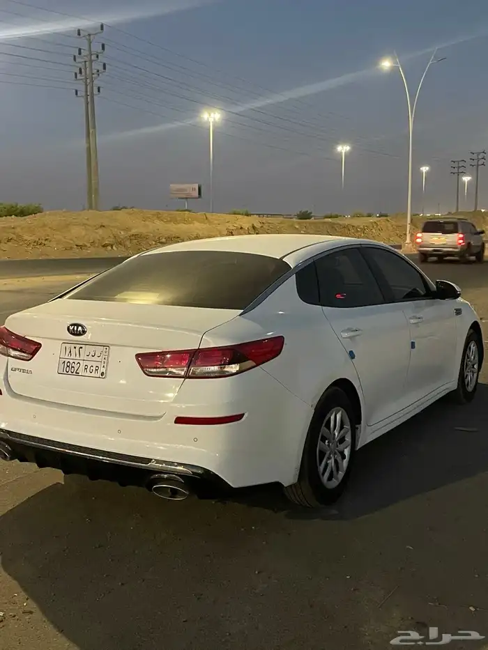 للبيع كيا اوبتما 2019 نظيفة 8