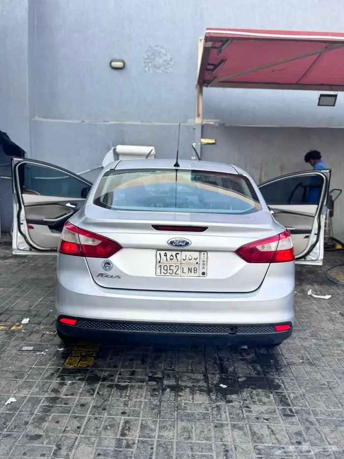 سياره فوكس 2012 0