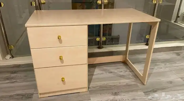 طاولة مكتب مستعمله 0