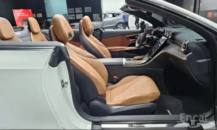 CLE450 4MATIC Cabriolet 9