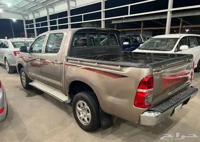 هايلوكس 2015 دبل ديزل فل كامل نظيفه 2