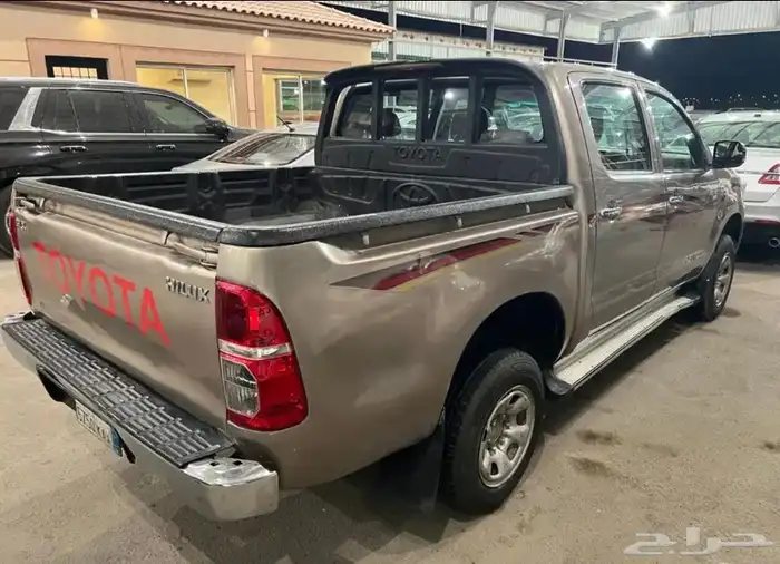 هايلوكس 2015 دبل ديزل فل كامل نظيفه 3