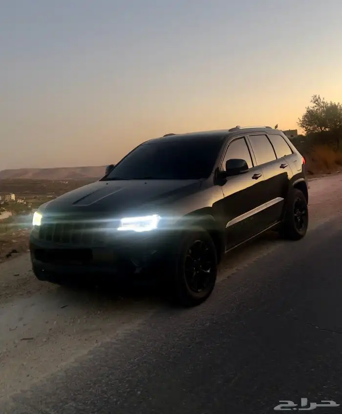 قراند شيروكي 8سلندر 2014 3