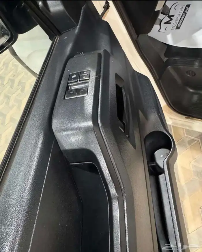 باص تويوتا 2022 ديزل ديزل 3