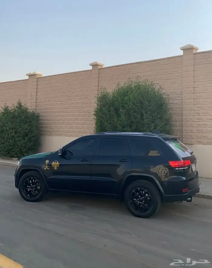 قراند شيروكي 8سلندر 2014 4