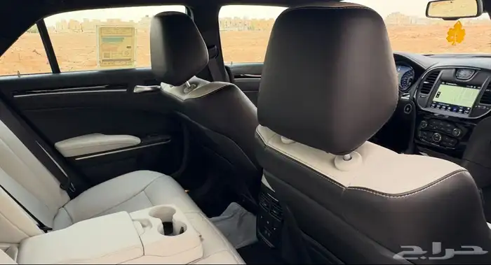 كرايسلر S300 سبورت 2021 13