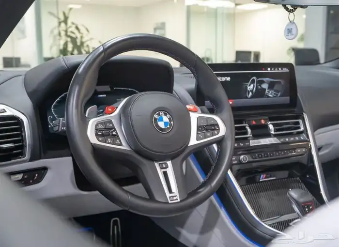 2025 BMW M8 Competition 5