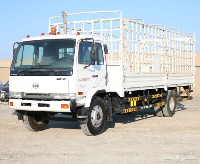 جنوط شاحنه نيسانUD 4