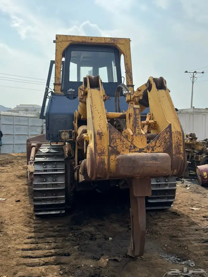 بلدوزر 155 للايجار وشيول وبكلين 3