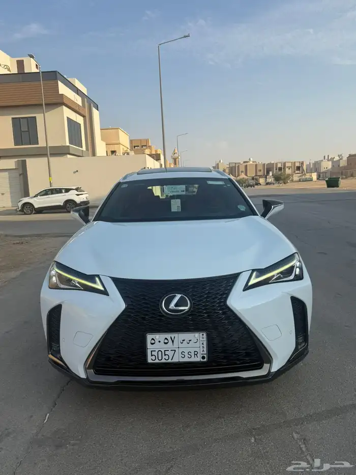 للبيع لكزس2019 2