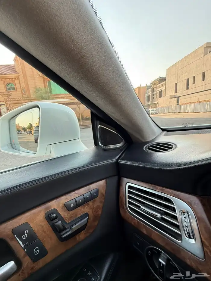 مرسيدس cls 2012 15
