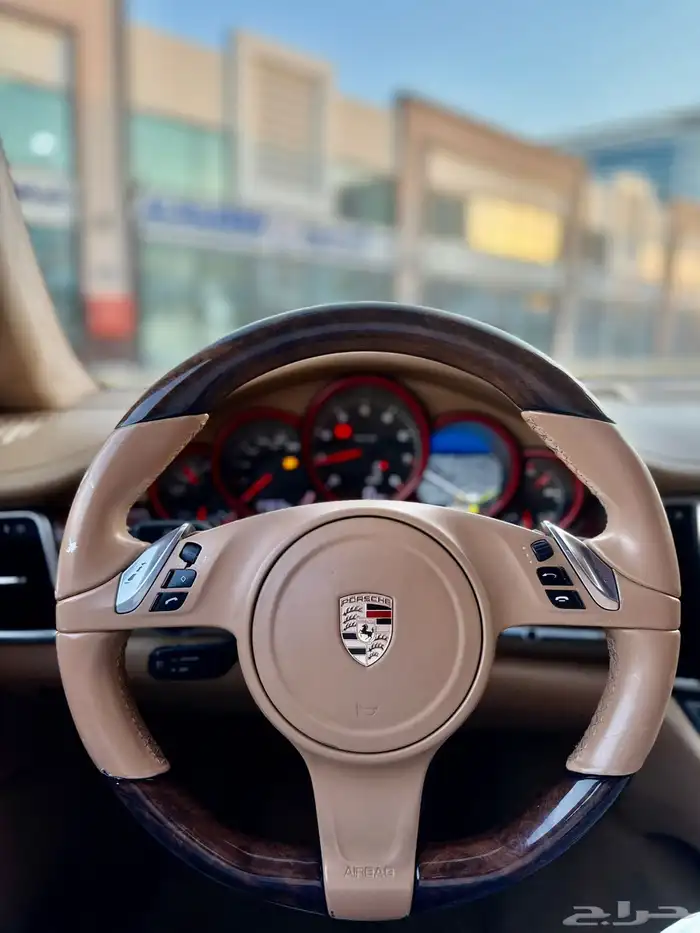 بورش بانميرا 2013 12