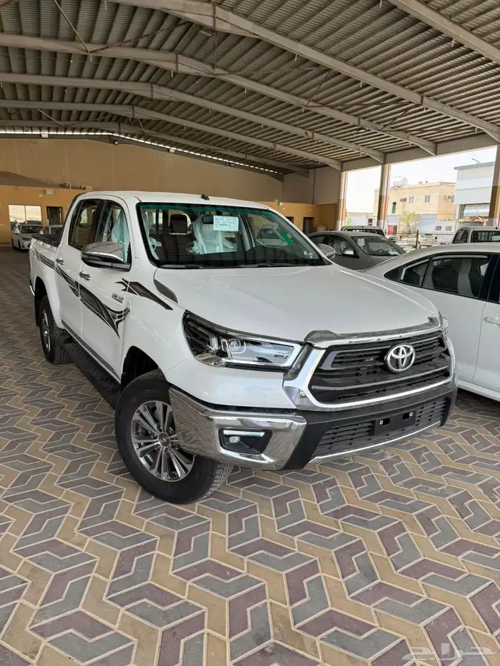 هايلوكس بنزين فل كامل 2025 سعودي تماتيك دبل (133900)شامل 7