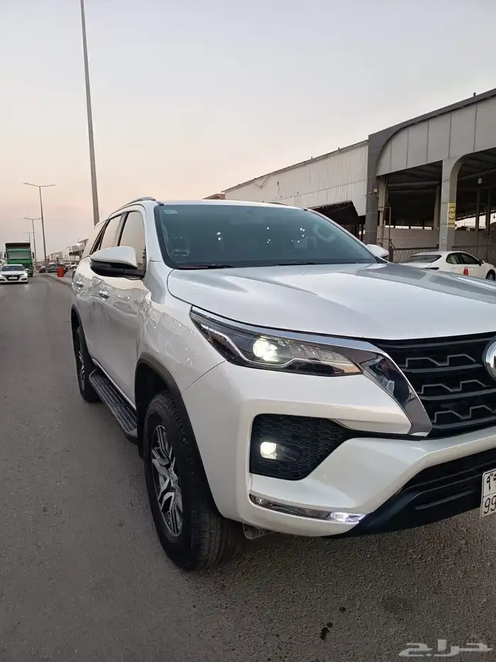 فورتشنر 2023 6 سرندل نظيف 4