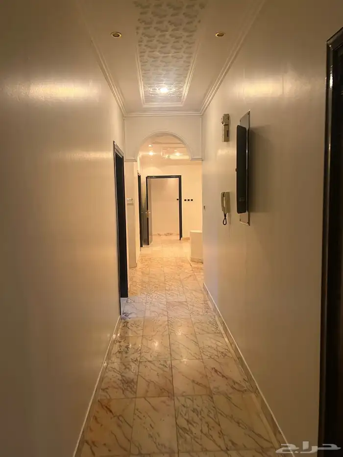 دور ارضي للايجار بحي القدس 1