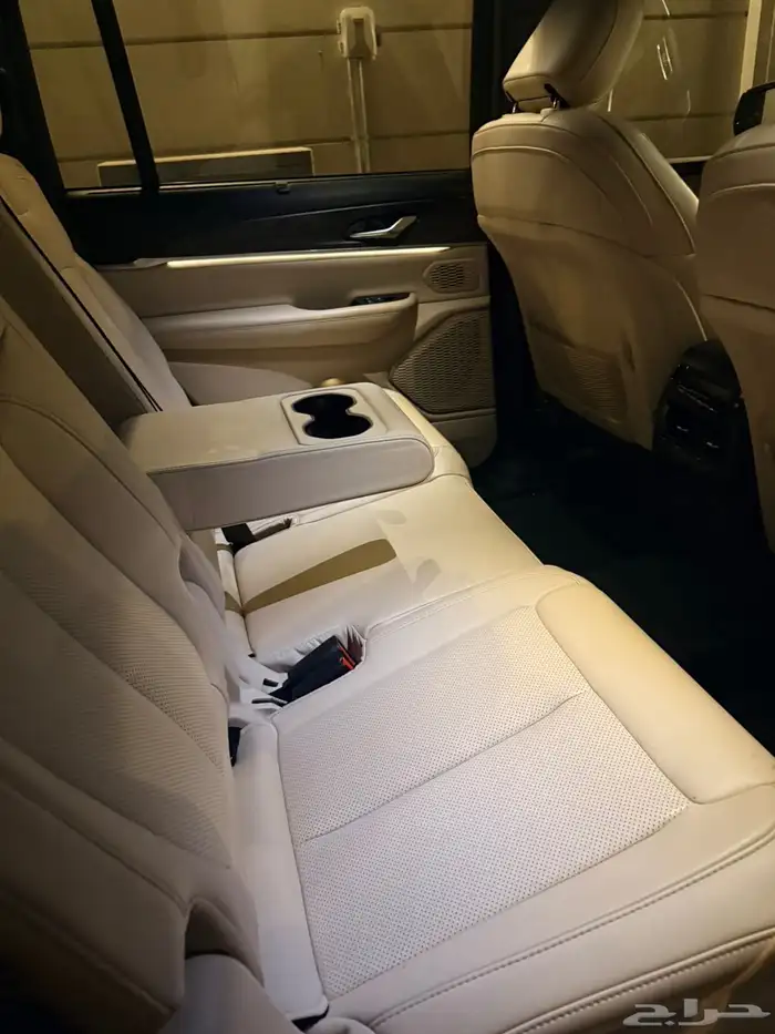 جراند شيروكي ليمتد بلس لارج 2024 8