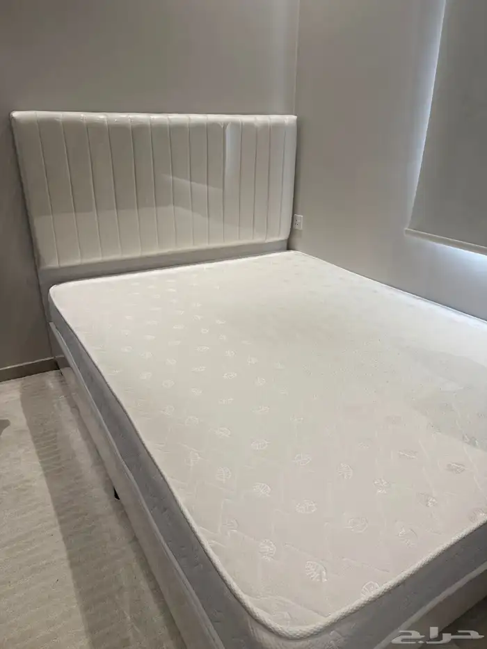 سرير مع مرتبة 200 سم في 150 سم 6