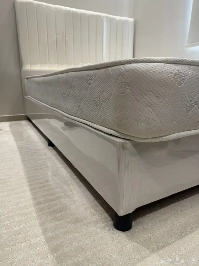 سرير مع مرتبة 200 سم في 150 سم 0