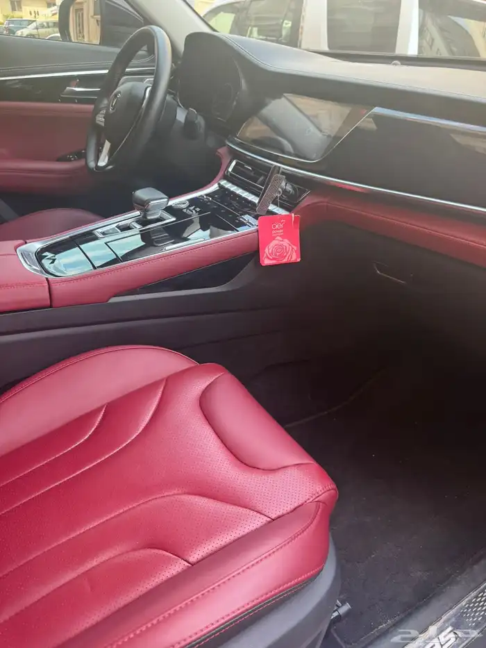 سيارة بحالة ممتازة شانجان CS85 2023 11