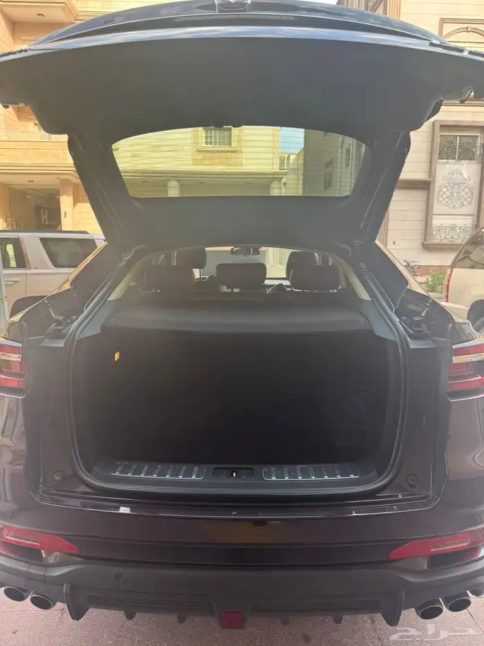 سيارة بحالة ممتازة شانجان CS85 2023 10