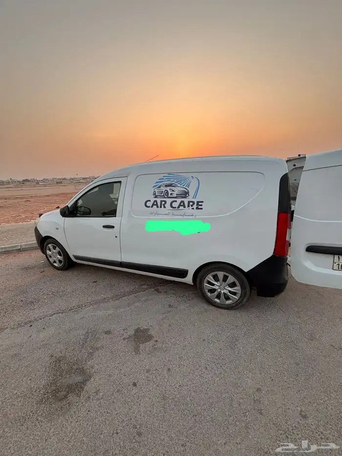 رينو دوكر مجهز مغسلة سيارات متنقلة 0