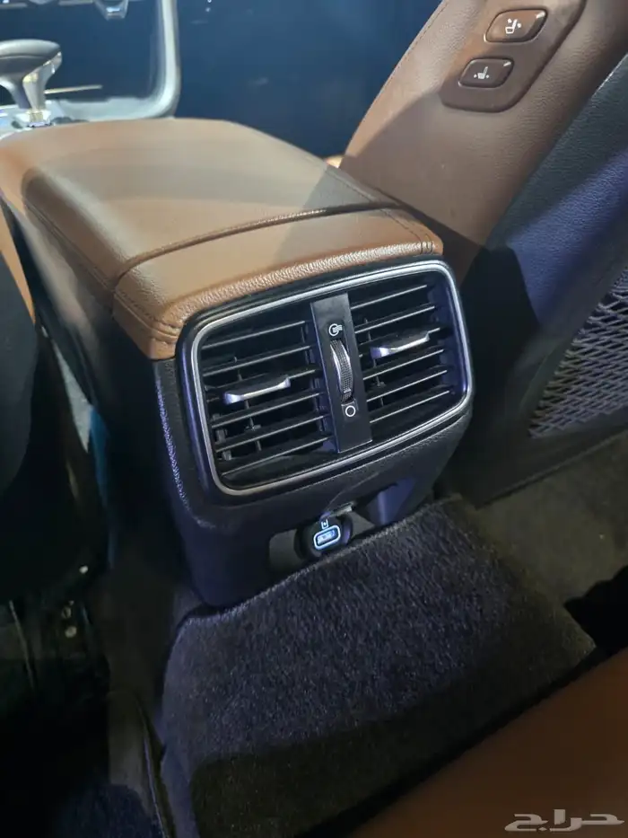 هيونداي جنسيس G70 ابيض 2021 بنزين بطاقة جمركية وارد كوريا 12