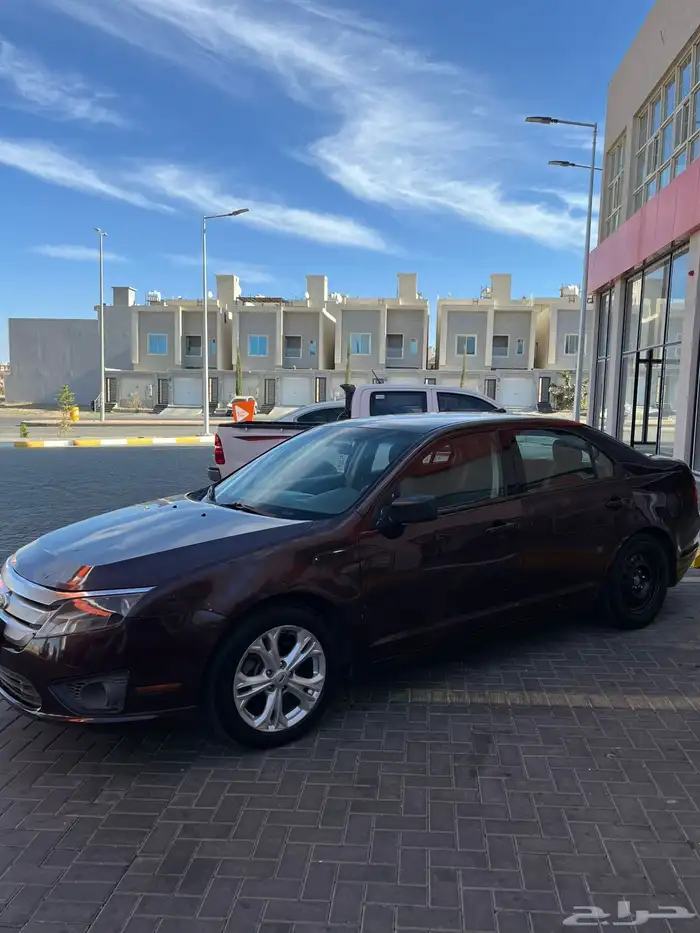 فورد فيوجن للبيع 9