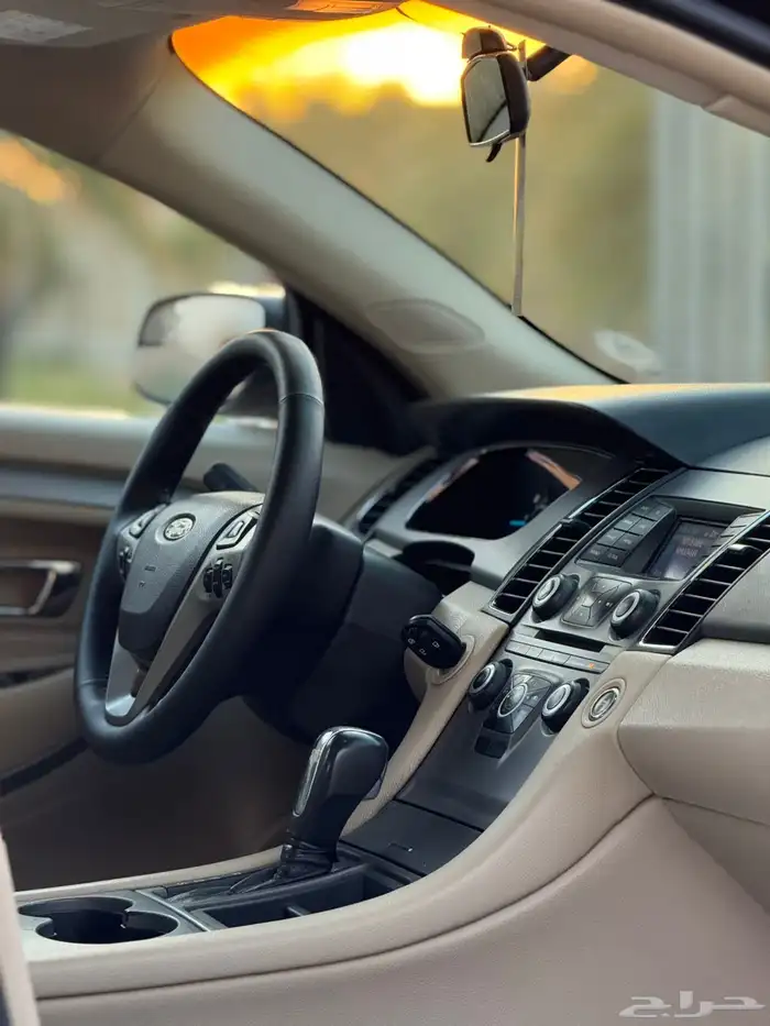 فورد تورس 2014 للمستخدم الحد 35 الف 14