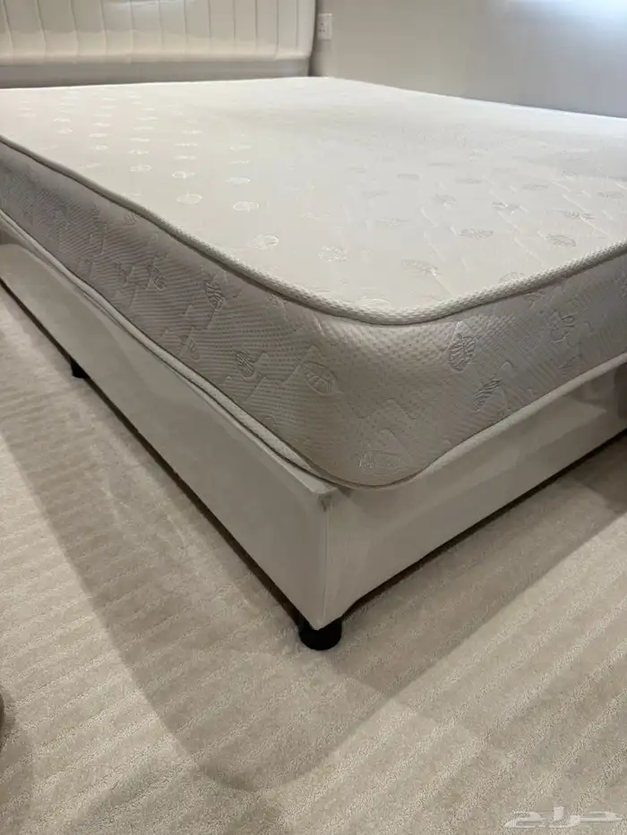 سرير مع مرتبة 200 سم في 150 سم 2