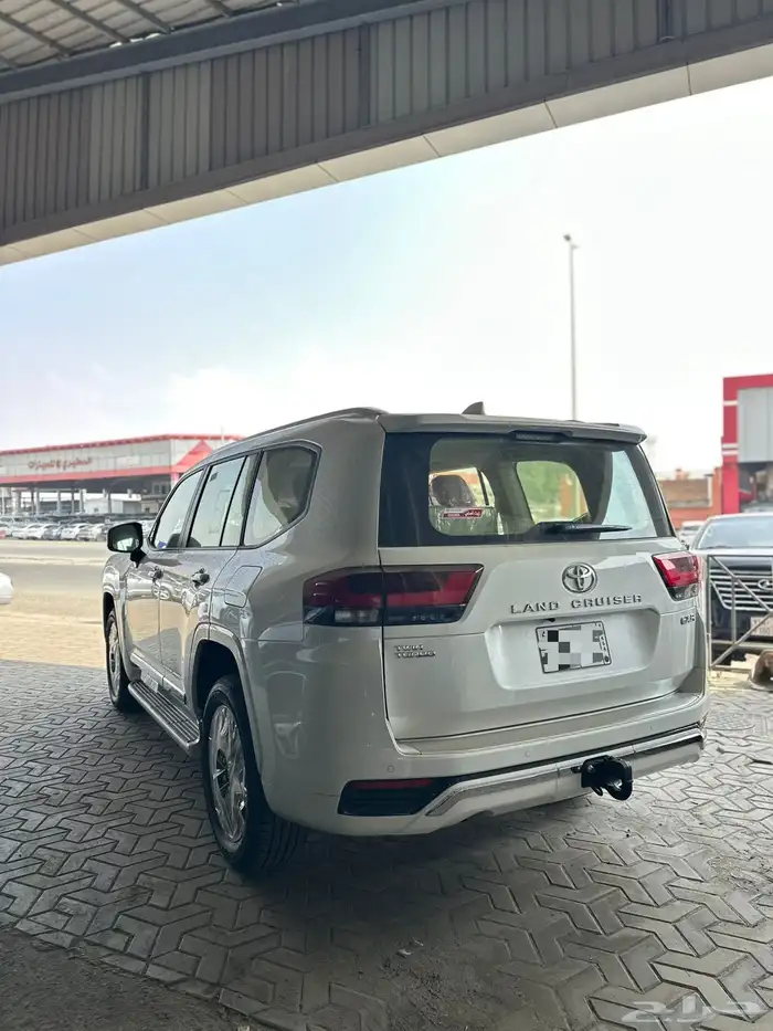 تويوتا لاندكروزر GXR L4 2026 جديد اصفار 5