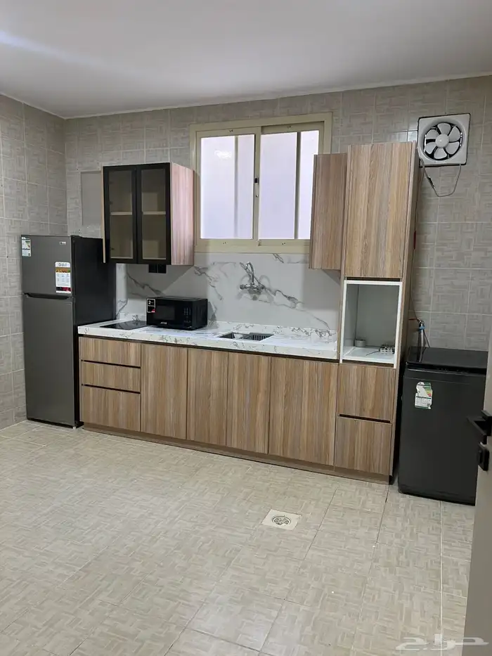 للبيع شقة بحي الريان 3