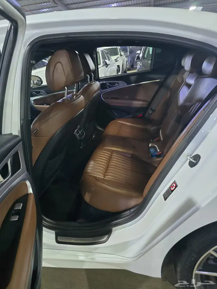 هيونداي جنسيس G70 ابيض 2021 بنزين بطاقة جمركية وارد كوريا 8