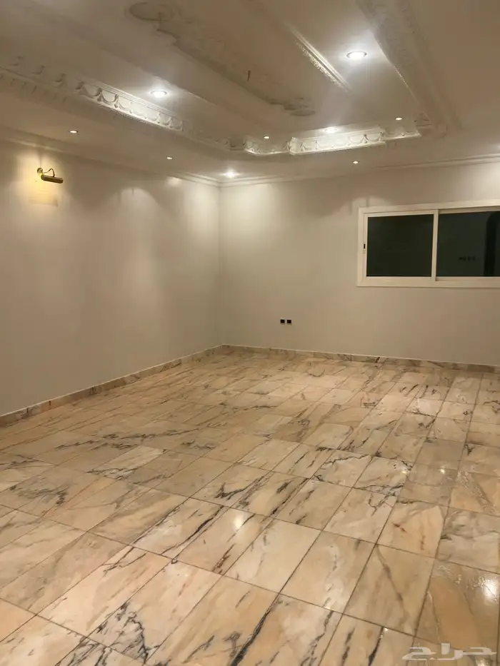 دور ارضي للايجار بحي القدس 3