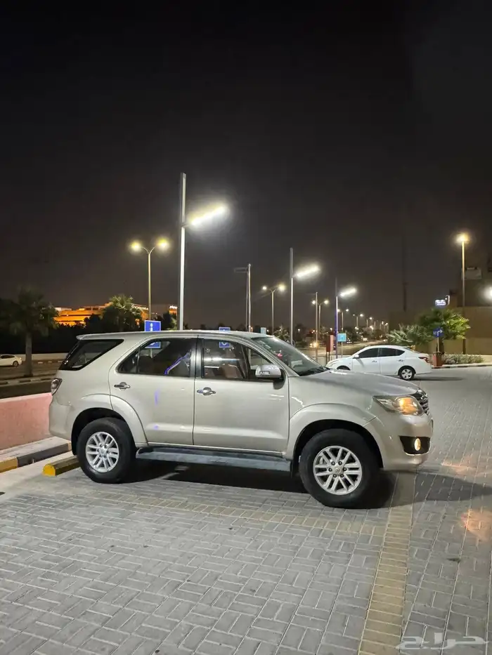 تويوتا فورشنر دبل 4 سلندر 1