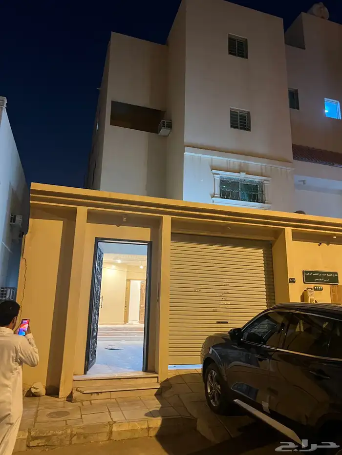 دور ارضي للايجار بحي القدس 0