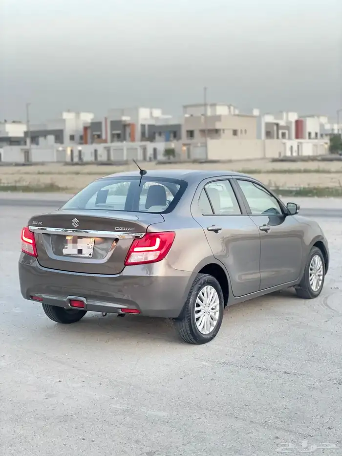 سوزوكي-ديزاير-2022 3