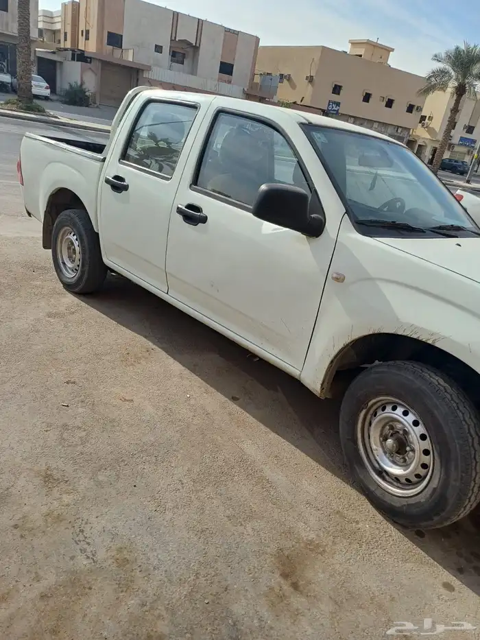 ايسوزو البيع مديل 2011 1