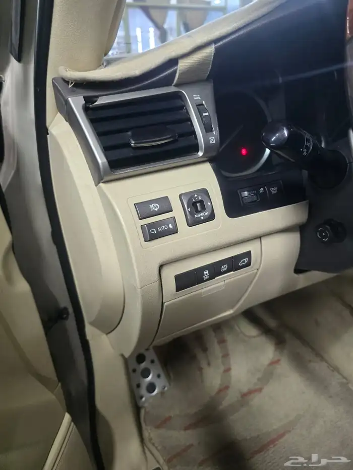 جايب لكزس الموديل 2015 7