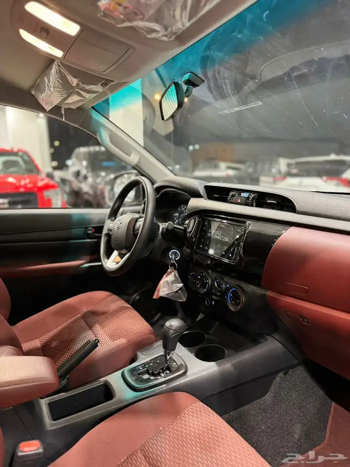 هايلوكس دبل ديزل بريمي 2025 7