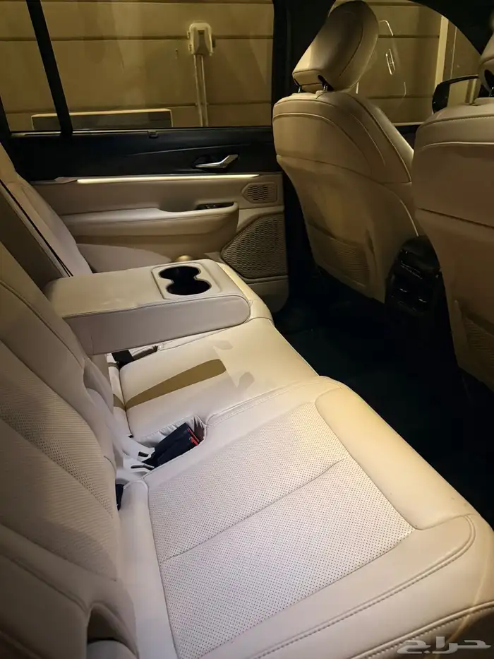 جراند شيروكي ليمتد بلس لارج 2024 9