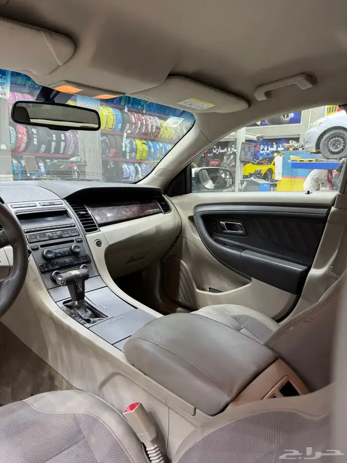 فورد تورس ابيض 2012 SEL 9