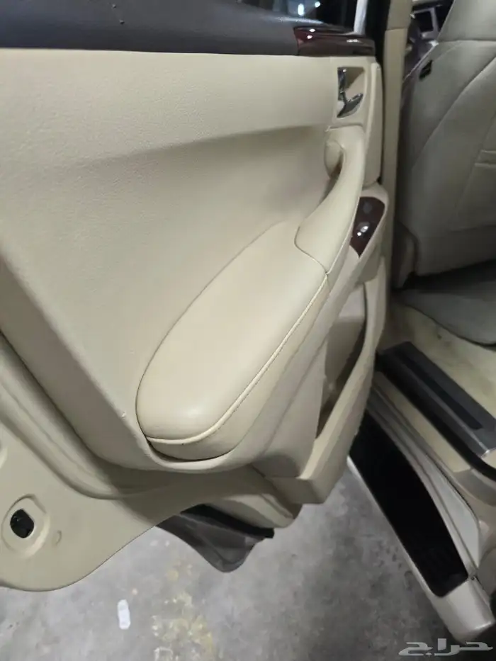 جايب لكزس الموديل 2015 8