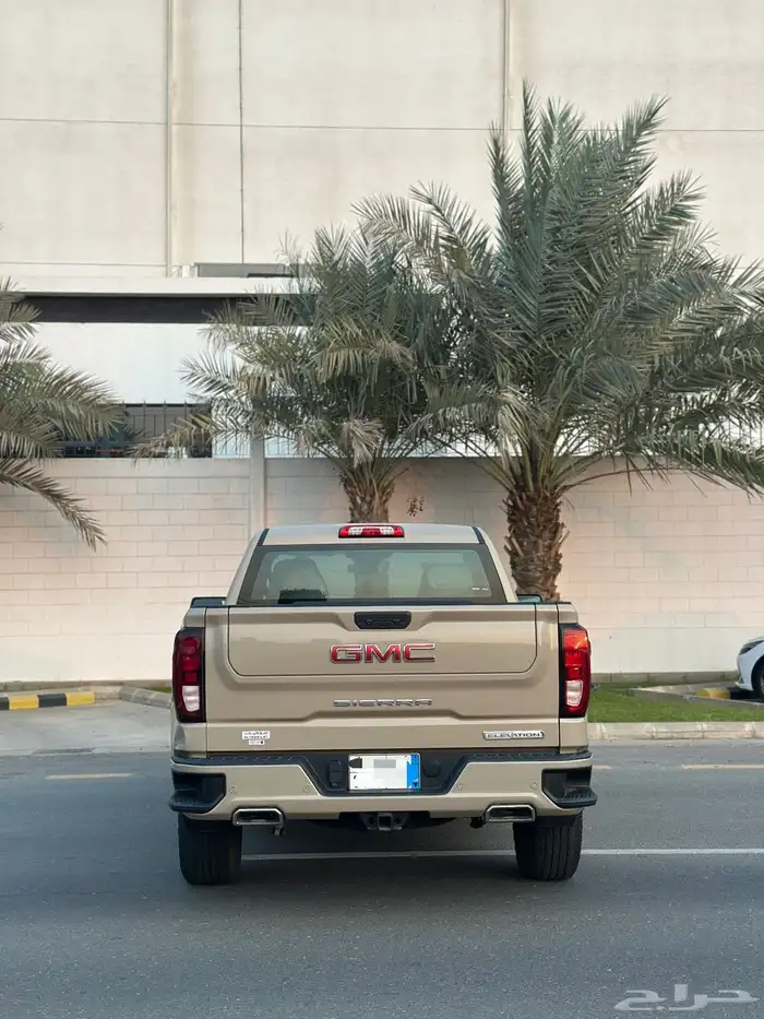 جي ام سي سييرا 2023 اليفيشن 12