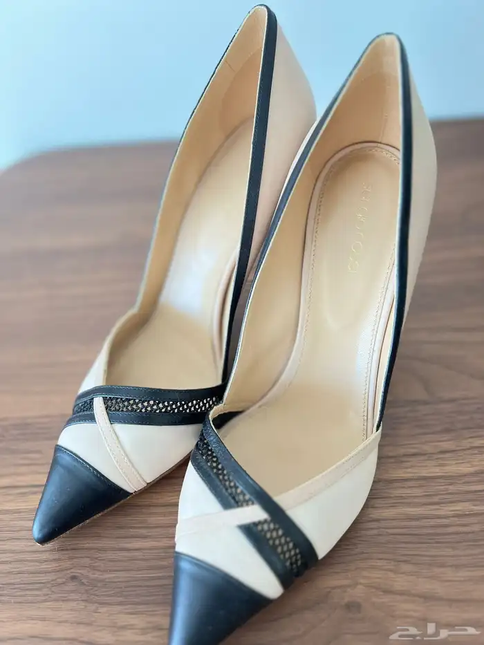 جزم Jimmy Choo جديد 15