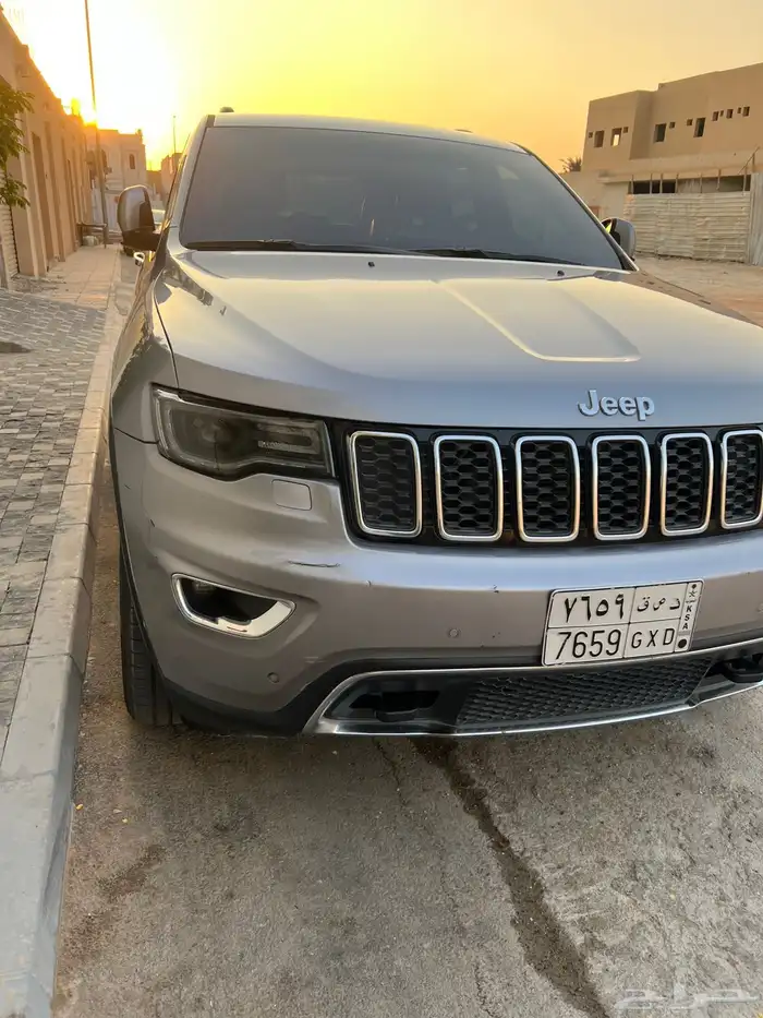 جيراند شيروكي لمتيد 2018 مالك اول 3