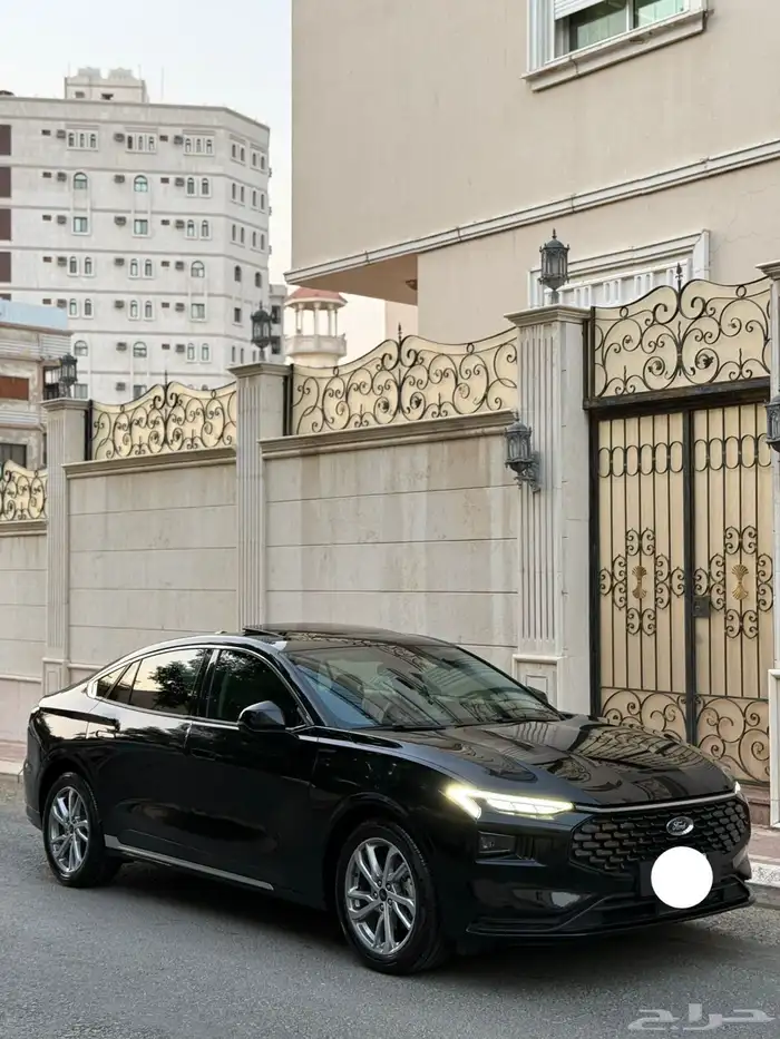 فورد توروس 2023 اللون اسود 0