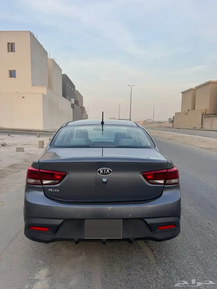 كيا ريو 2020 11